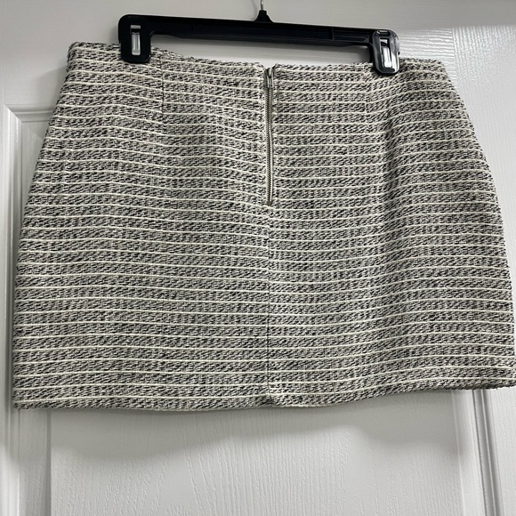 Mini Skirt | BCBGeneration - Picture 2 of 9